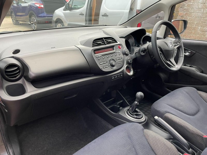 HONDA JAZZ