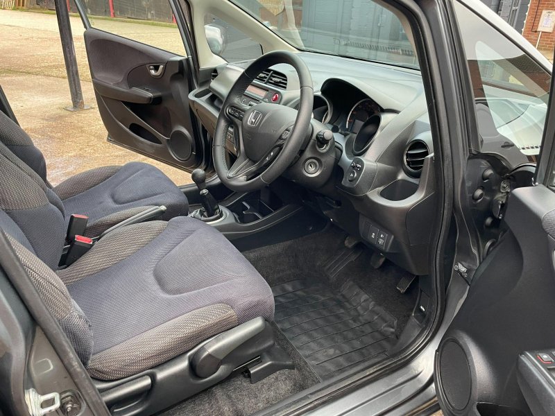 HONDA JAZZ