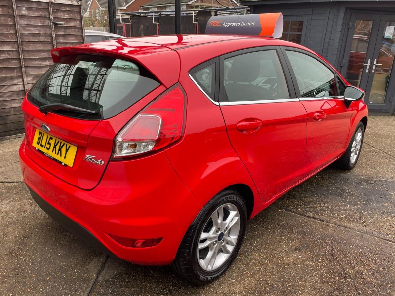 FORD FIESTA