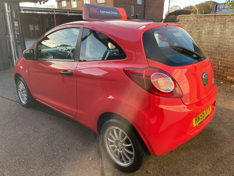 FORD KA