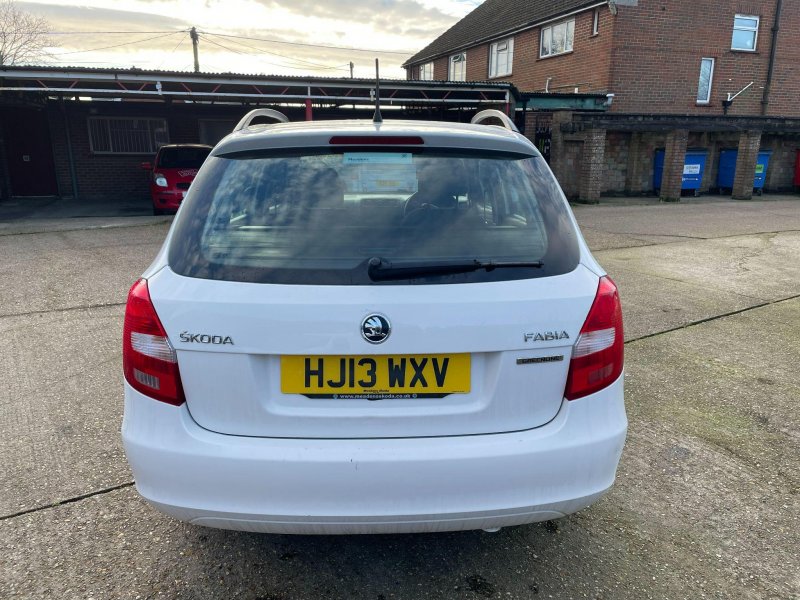 SKODA FABIA