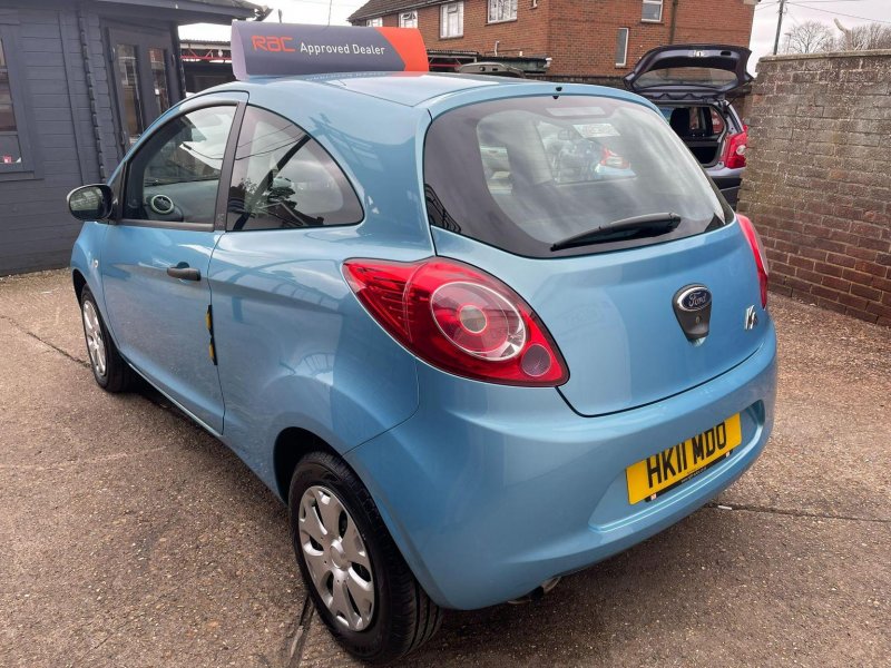 FORD KA