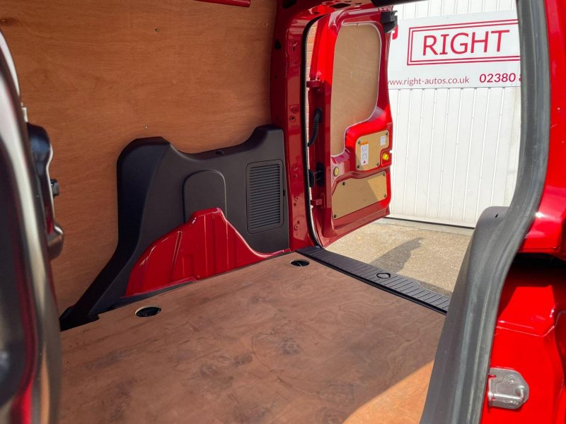 FORD TRANSIT CONNECT
