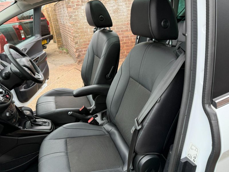 FORD B-MAX