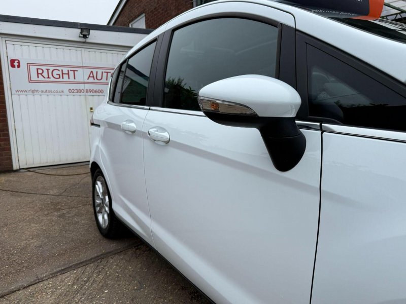 FORD B-MAX