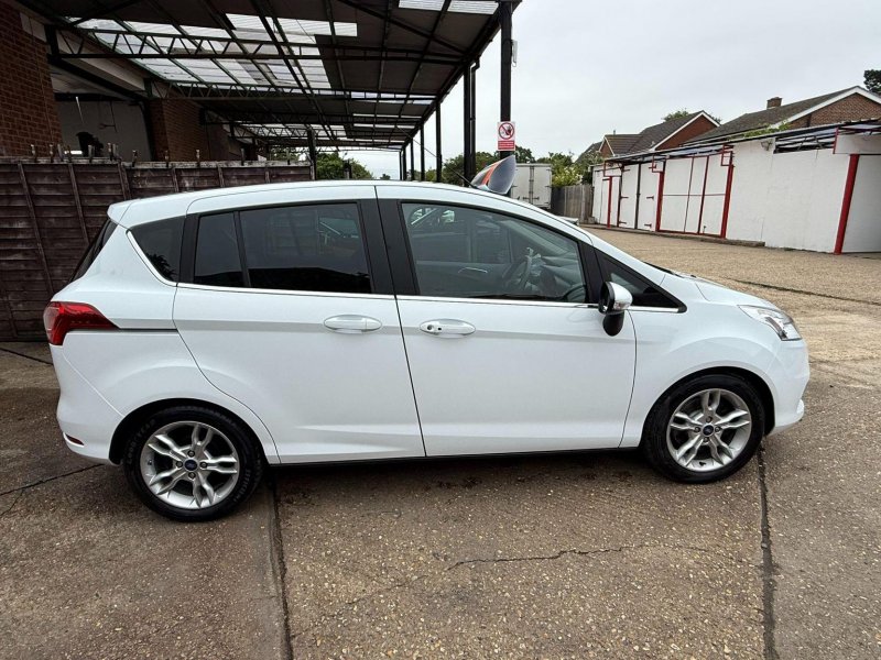 FORD B-MAX