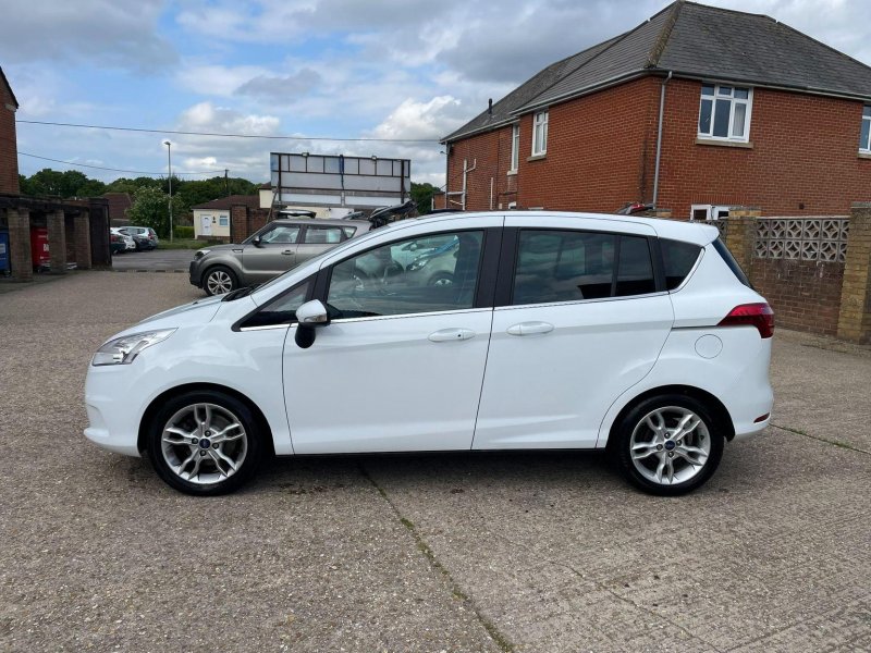 FORD B-MAX