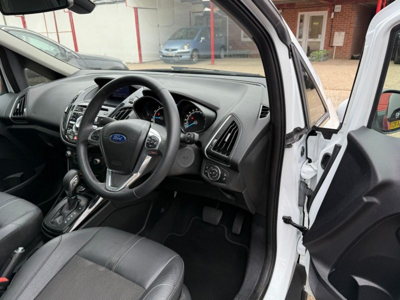 FORD B-MAX