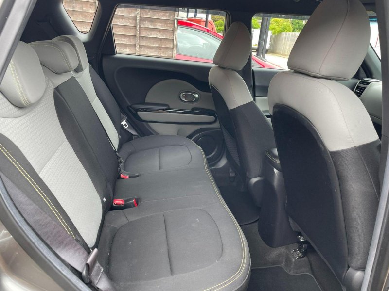 KIA SOUL