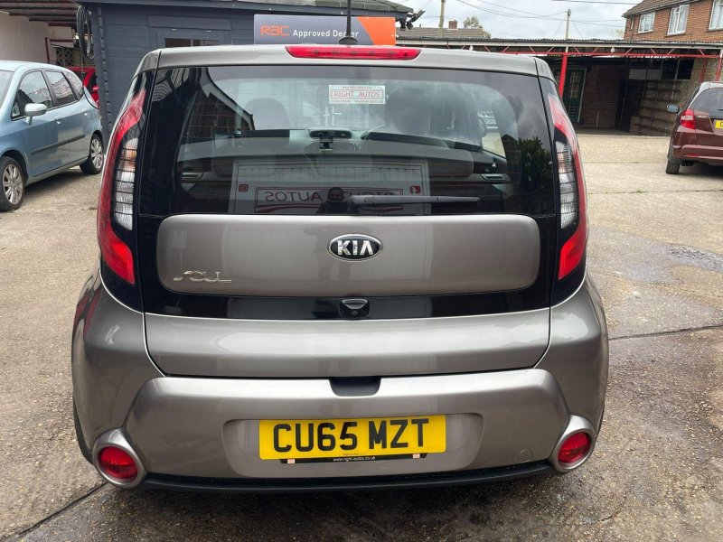 KIA SOUL