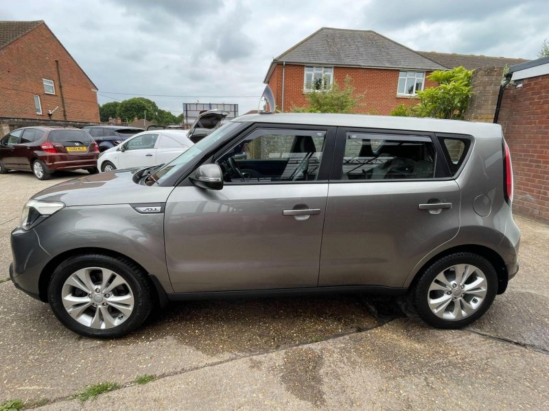 KIA SOUL