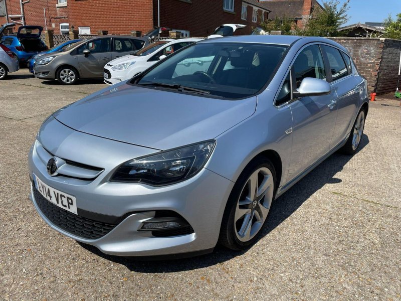 VAUXHALL ASTRA