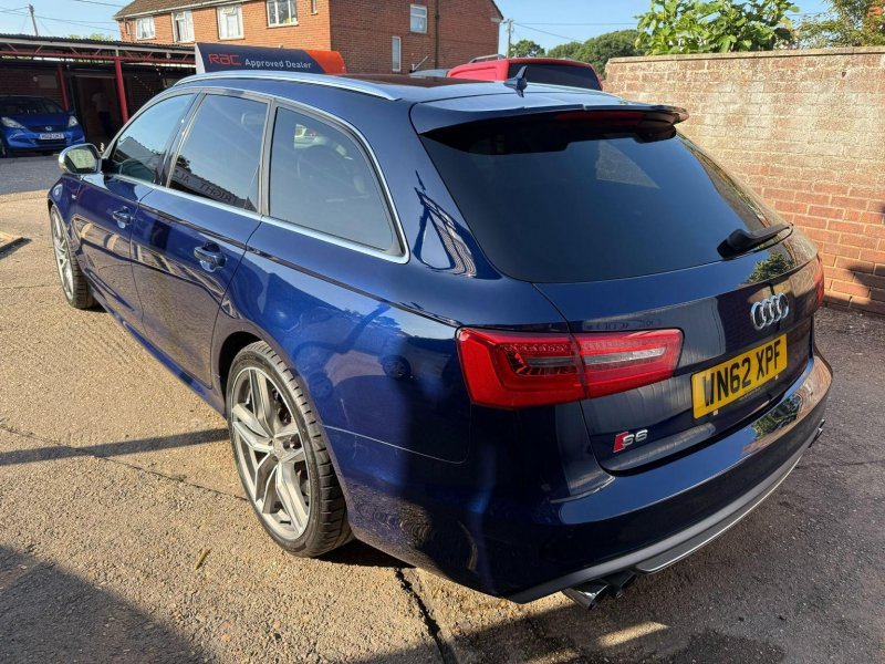 AUDI S6