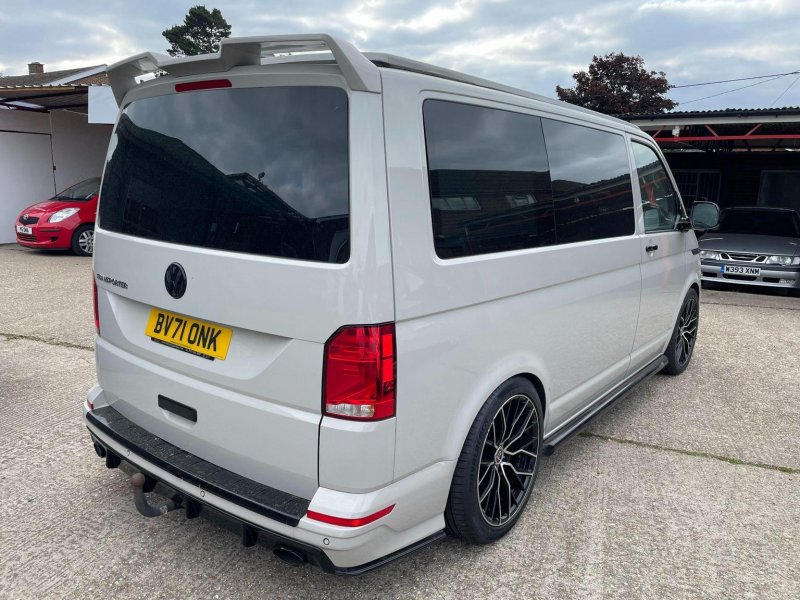 VOLKSWAGEN TRANSPORTER