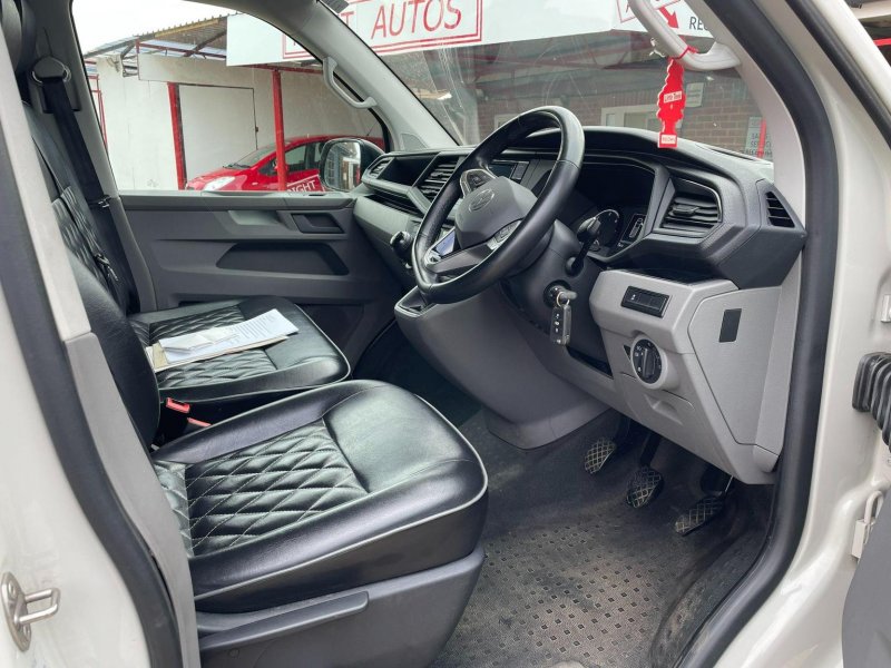 VOLKSWAGEN TRANSPORTER