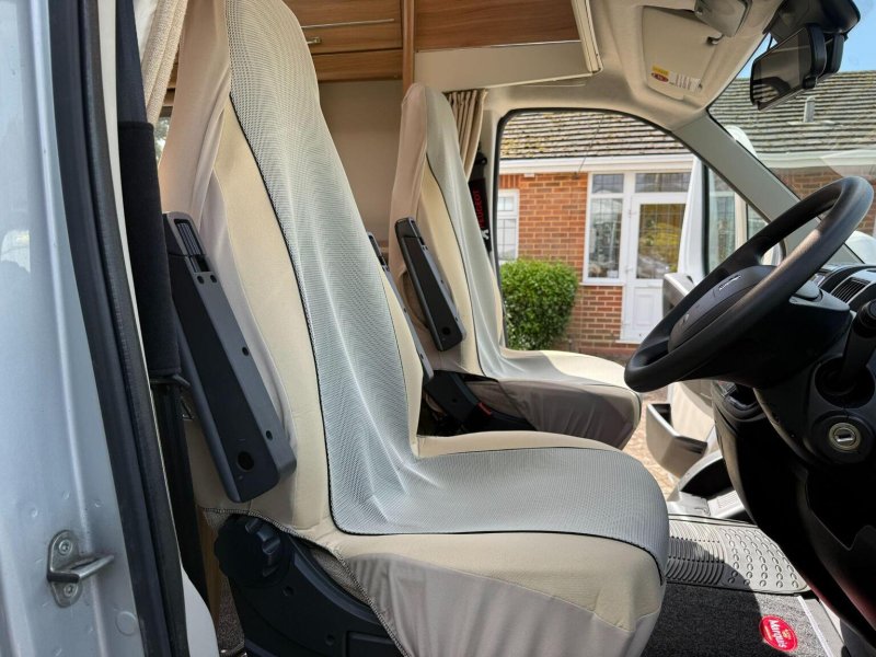 ELDDIS MAJESTIC 175